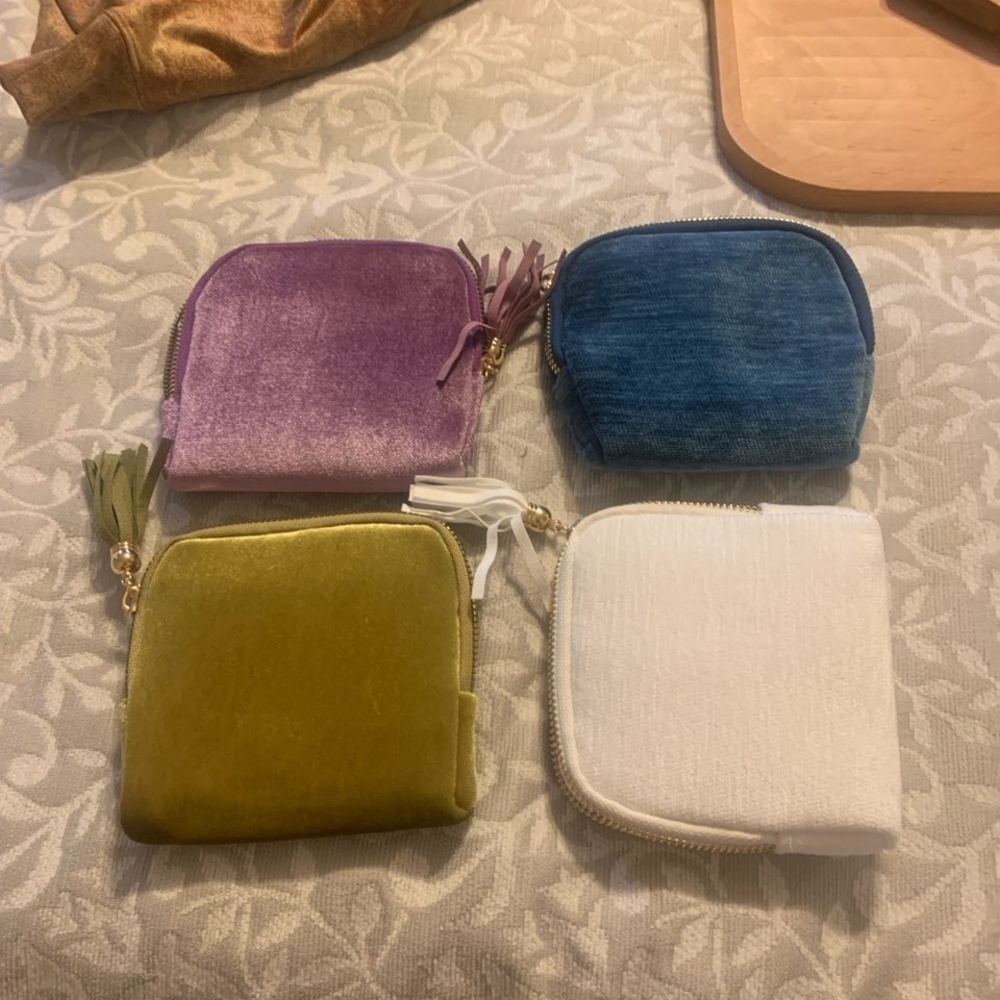 Velvet Zip Coin Pouch - Purple, Blue, Olive, Ivory